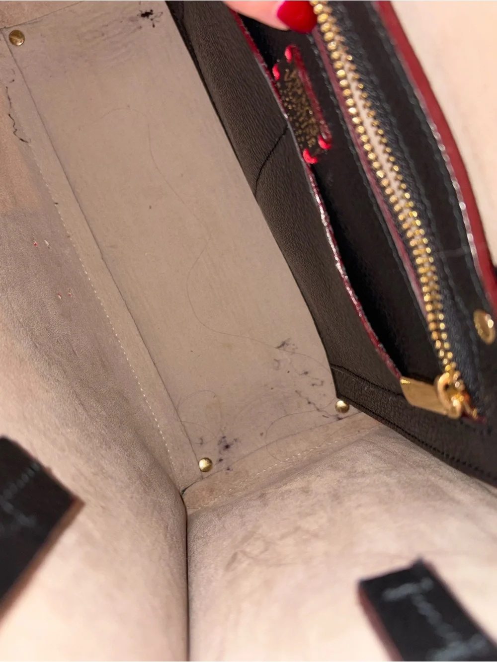 Beautiful Frances Valentine Black Pebbled Leather Tote with Red Trim - Exc Cond